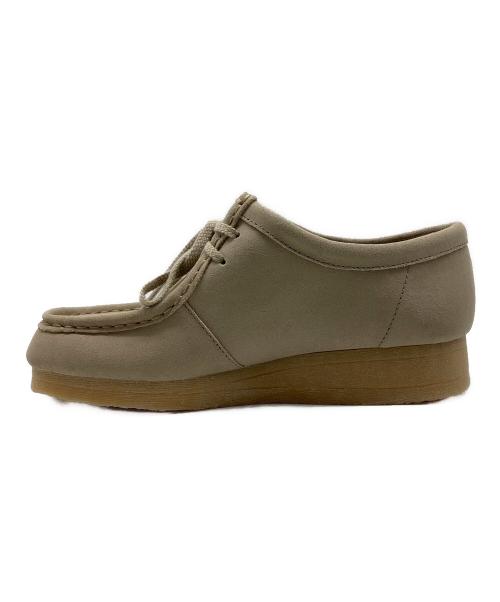 CLARKS（クラークス）CLARKS (クラークス) ワラビーシューズ ベージュ サイズ:23.5の古着・服飾アイテム