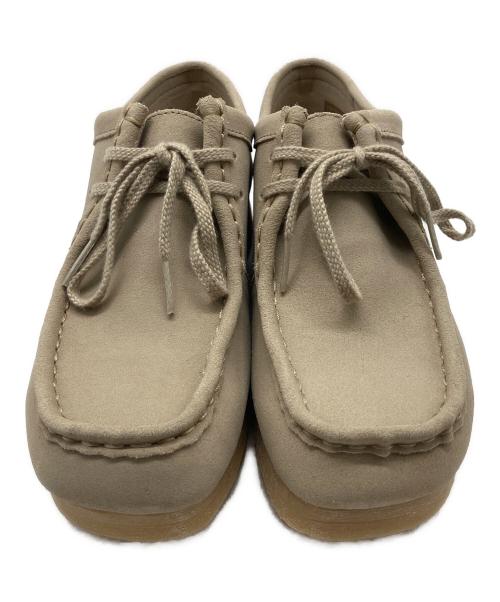 CLARKS（クラークス）CLARKS (クラークス) ワラビーシューズ ベージュ サイズ:23.5の古着・服飾アイテム
