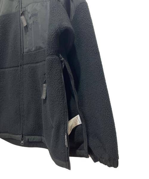 WHITE MOUNTAINEERING（ホワイトマウンテ二アニング）WHITE MOUNTAINEERING (ホワイトマウンテ二アニング) W.M.B.C. × WILD THINGS FLEECE JACKET ブラック サイズ:Lの古着・服飾アイテム