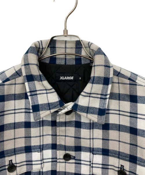 X-LARGE（エクストララージ）X-LARGE (エクストララージ) QUILTED CHECK SHIRT JACKET ネイビー×ホワイト サイズ:Mサイズの古着・服飾アイテム