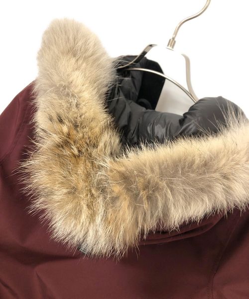 CANADA GOOSE（カナダグース）CANADA GOOSE (カナダグース) ROSEMONT PARKA ボルドー×ブラック サイズ:Mの古着・服飾アイテム