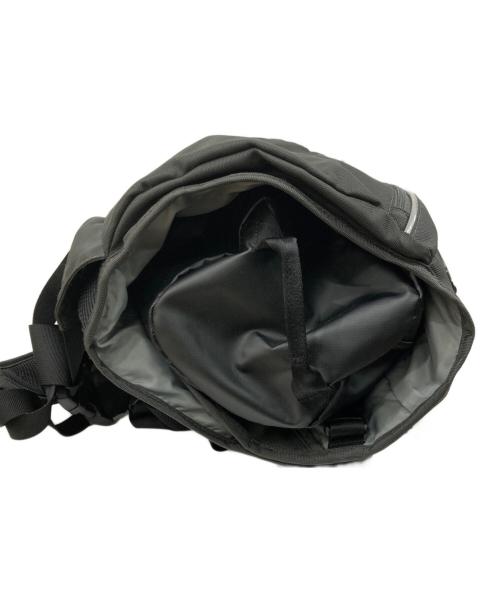 Henty（ヘンティ）Henty (ヘンティ) ガーメントバッグ ブラックの古着・服飾アイテム