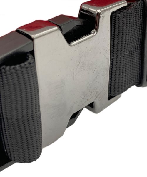 EMPORIO ARMANI（エンポリオアルマーニ）EMPORIO ARMANI (エンポリオアルマーニ) ウエストバッグ レッド×ブラックの古着・服飾アイテム