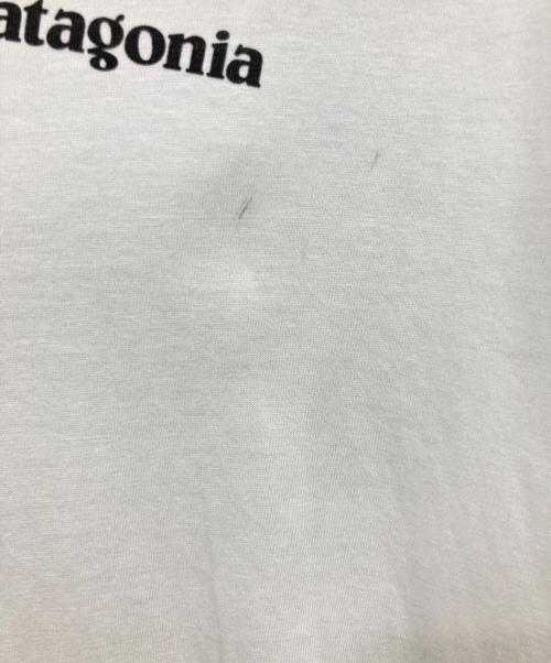 Patagonia（パタゴニア）Patagonia (パタゴニア) ロゴカットソー ブラック×ホワイト サイズ:SIZE Sの古着・服飾アイテム