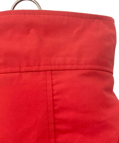 CANADA GOOSE（カナダグース）CANADA GOOSE (カナダグース) ダウンジャケット レッド サイズ:Sの古着・服飾アイテム