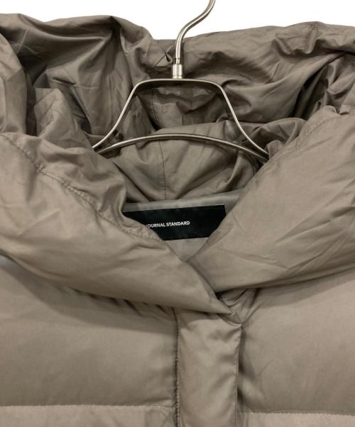 JOURNAL STANDARD（ジャーナルスタンダード）JOURNAL STANDARD (ジャーナルスタンダード) ダウンジャケット ベージュ サイズ:SIZE Sの古着・服飾アイテム
