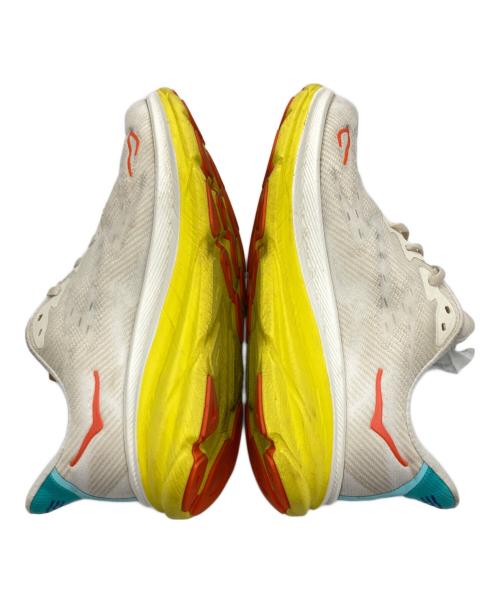 HOKAONEONE（ホカオネオネ）HOKAONEONE (ホカオネオネ) スニーカー ホワイト×イエロー サイズ:27.5cmの古着・服飾アイテム