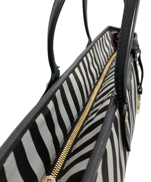 Henri Bendel（ヘンリベンデル）Henri Bendel (ヘンリベンデル) トートバッグ ブラウン×ホワイトの古着・服飾アイテム