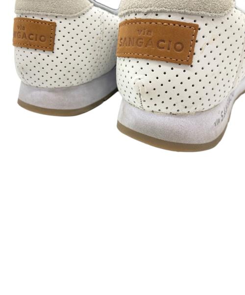 via SANGACIO（ヴィア・サンガチオ）via SANGACIO (ヴィア・サンガチオ) にゅ～ず (ニューズ) スニーカー ホワイト×グレー サイズ:26の古着・服飾アイテム