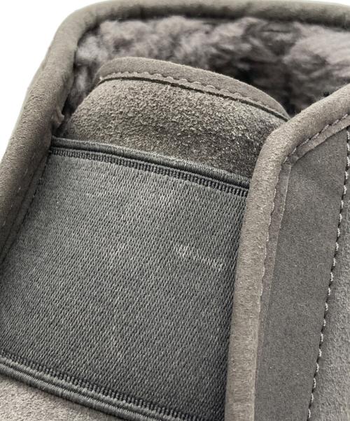 UGG（アグ）UGG (アグ) ムートンブーツ グレー サイズ:25の古着・服飾アイテム