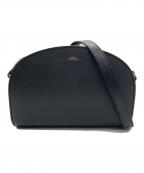 A.P.C.アーペーセー）の古着「ショルダーバッグ」｜ブラック