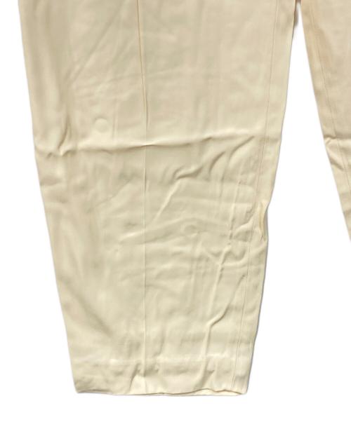 UNDECORATED（アンデコレイテッド）UNDECORATED (アンデコレイテッド) センタープレスパンツ イエロー サイズ:SIZE 1 未使用品の古着・服飾アイテム