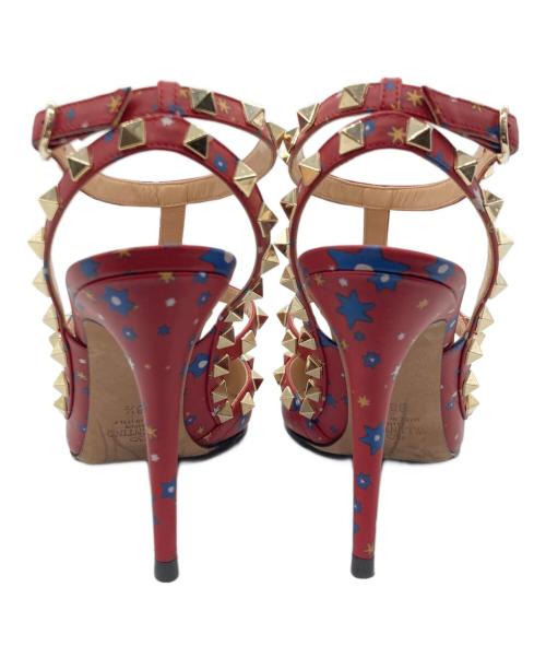 VALENTINO GARAVANI（ヴァレンティノ・ガラヴァーニ）VALENTINO GARAVANI (ヴァレンティノ・ガラヴァーニ) ロックスタッズパンプス レッド×ブルー サイズ:24.5cmの古着・服飾アイテム