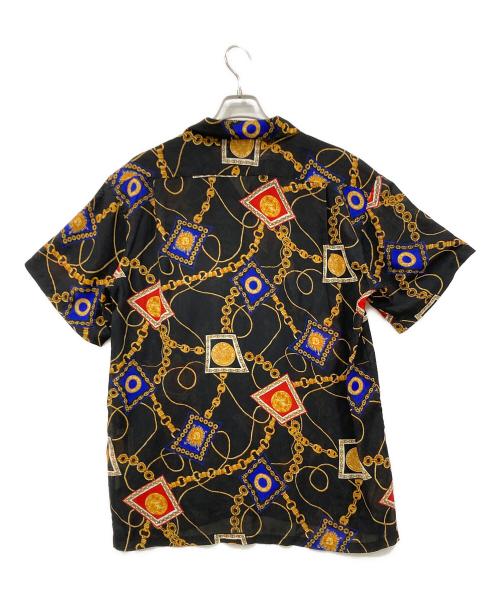 View（ビュー）View (ビュー) 総柄半袖シャツ ブラック×ゴールド サイズ:FREEの古着・服飾アイテム