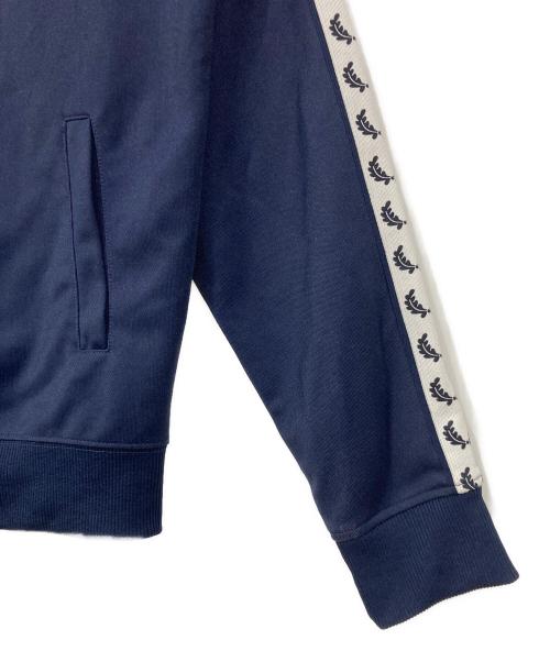 FRED PERRY（フレッドペリー）FRED PERRY (フレッドペリー) トラックジャケット ネイビー サイズ:Mサイズの古着・服飾アイテム