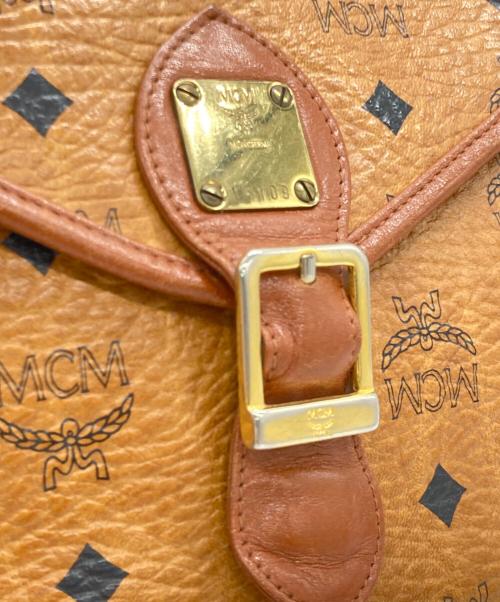 MCM（エムシーエム）MCM (エムシーエム) ショルダーバッグ ブラウンの古着・服飾アイテム