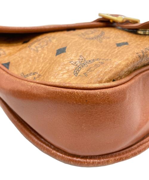 MCM（エムシーエム）MCM (エムシーエム) ショルダーバッグ ブラウンの古着・服飾アイテム