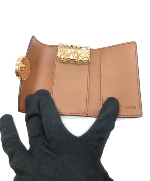 MICHAEL KORS（マイケル・コース）MICHAEL KORS (マイケル・コース) キーケース ブラウンの古着・服飾アイテム