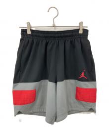 NIKE（ナイキ）の古着「ハーフパンツ」｜ブラック×グレー