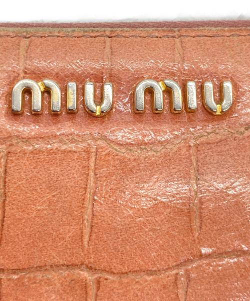 MIU MIU（ミュウミュウ）MIU MIU (ミュウミュウ) ラウンドファスナー長財布 ピンクの古着・服飾アイテム