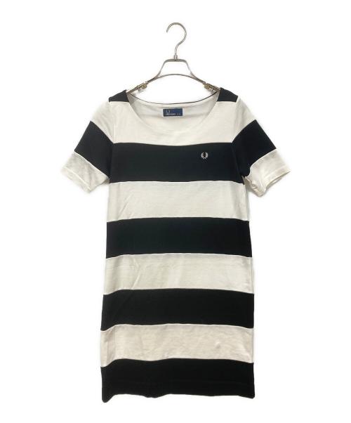 FRED PERRY（フレッドペリー）FRED PERRY (フレッドペリー) 半袖ワンピース ブラック×ホワイト サイズ:10の古着・服飾アイテム
