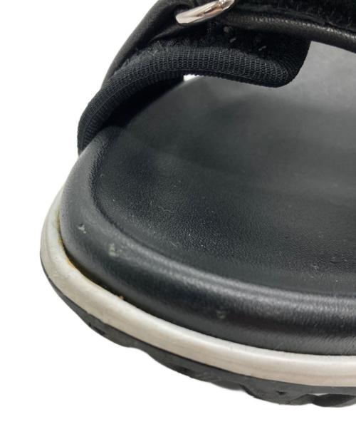 Roger Vivier（ロジェ ヴィヴィエ）Roger Vivier (ロジェ ヴィヴィエ) スポーツサンダル ブラック×ホワイト サイズ:24.5cmの古着・服飾アイテム