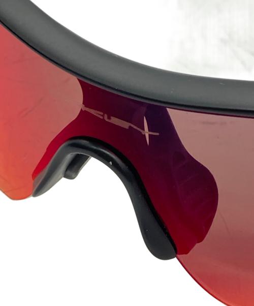 OAKLEY（オークリー）OAKLEY (オークリー) 偏光レンズ(POLARIZED) レッド×オレンジの古着・服飾アイテム