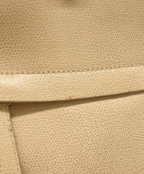 FURLA（フルラ）FURLA (フルラ) 2WAYバッグ アイボリーの古着・服飾アイテム