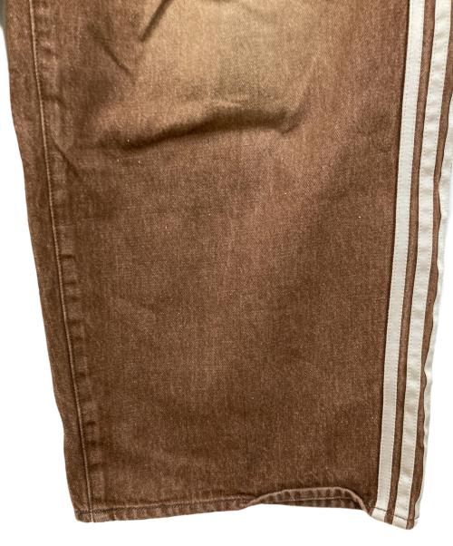 THE TOE（ザ・トゥー）THE TOE (ザ・トゥー) EMIRATES TRACK DENIM PANTS ブラウン×ホワイト サイズ:Sの古着・服飾アイテム