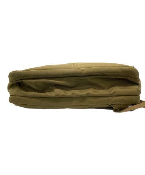 THE NORTH FACE（ザ ノース フェイス）THE NORTH FACE (ザ ノース フェイス) シャトル デイパック オリーブの古着・服飾アイテム