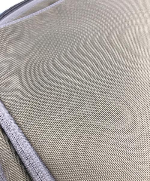 THE NORTH FACE（ザ ノース フェイス）THE NORTH FACE (ザ ノース フェイス) シャトル デイパック オリーブの古着・服飾アイテム