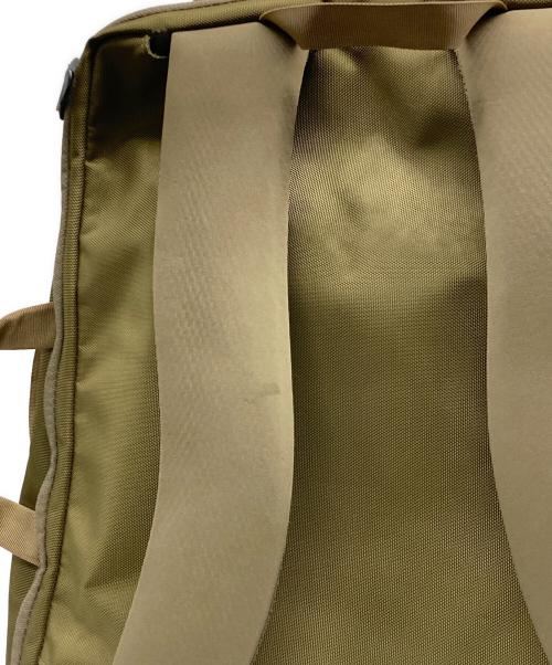 THE NORTH FACE（ザ ノース フェイス）THE NORTH FACE (ザ ノース フェイス) シャトル デイパック オリーブの古着・服飾アイテム