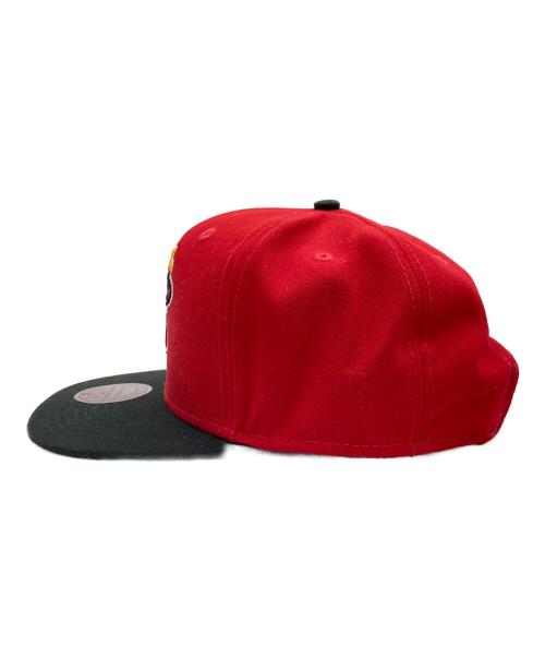 MITCHELL & NESS（ミッチェルアンドネス）MITCHELL & NESS (ミッチェルアンドネス) キャップ レッド×ブラックの古着・服飾アイテム