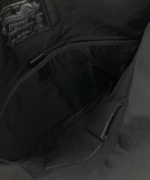 DIESEL（ディーゼル）DIESEL (ディーゼル) デニムクラッチバッグ ブルー×ブラックの古着・服飾アイテム