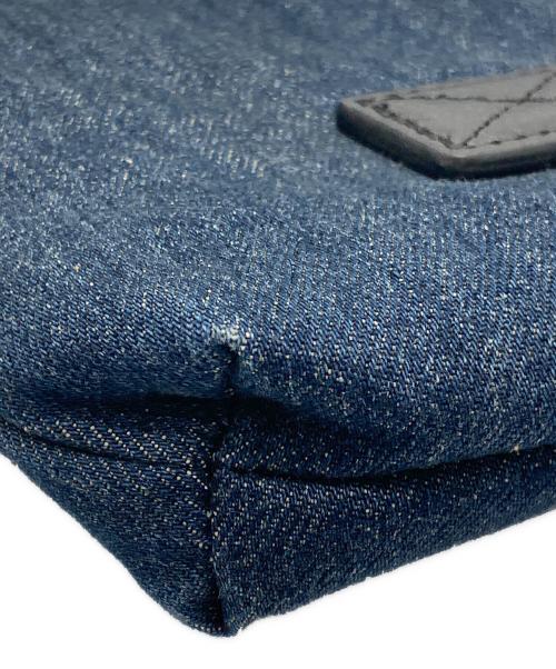 DIESEL（ディーゼル）DIESEL (ディーゼル) デニムクラッチバッグ ブルー×ブラックの古着・服飾アイテム