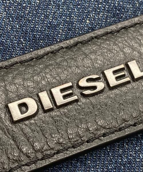 DIESEL（ディーゼル）DIESEL (ディーゼル) デニムクラッチバッグ ブルー×ブラックの古着・服飾アイテム