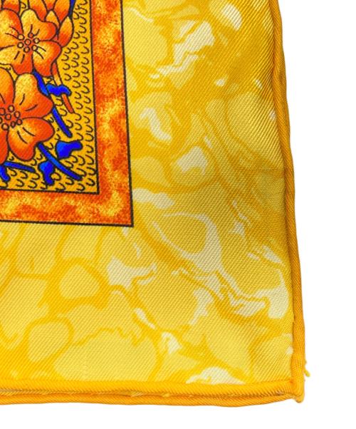 HERMES（エルメス）HERMES (エルメス) スカーフ イエロー×オレンジの古着・服飾アイテム