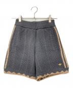 adidasアディダス）の古着「クロシェハーフパンツ」｜グレー