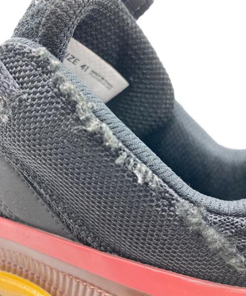 BURBERRY（バーバリー）BURBERRY (バーバリー) LOW TOP SNEAKER ブラック×レッド×イエロー サイズ:SIZE 41の古着・服飾アイテム