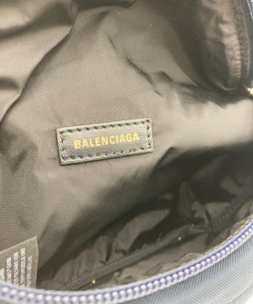 BALENCIAGA（バレンシアガ）BALENCIAGA (バレンシアガ) ウィールベルトバッグS ネイビー×レッドの古着・服飾アイテム