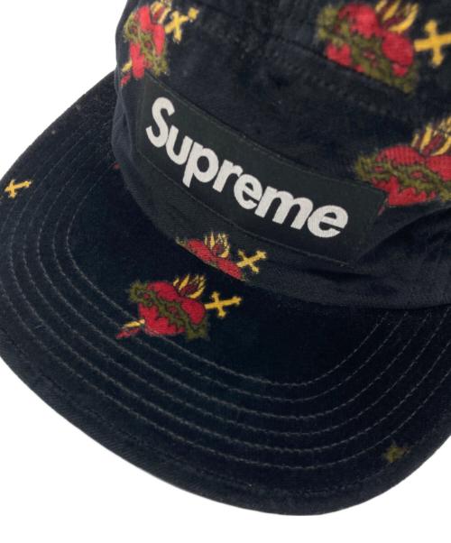 SUPREME（シュプリーム）SUPREME (シュプリーム) Sacred Hearts Camp Cap ブラック×レッドの古着・服飾アイテム