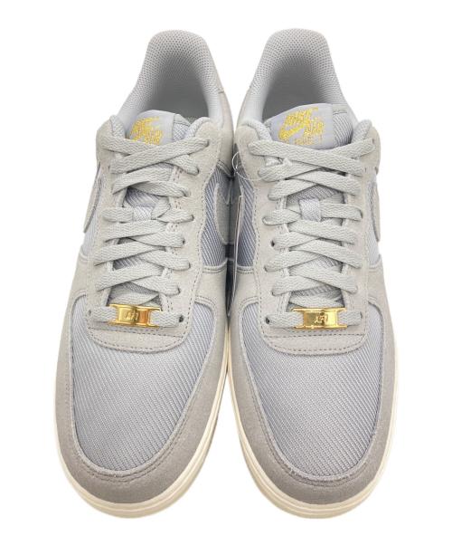 NIKE（ナイキ）NIKE (ナイキ) AIR FORCE 1 07 LV8 グレー×ゴールド サイズ:27.5 未使用品の古着・服飾アイテム