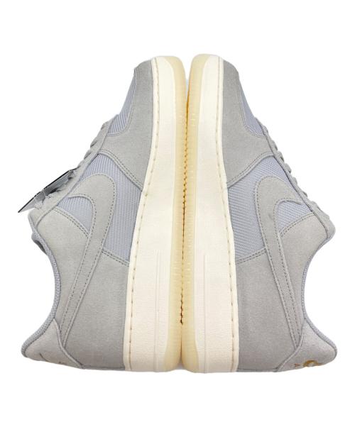 NIKE（ナイキ）NIKE (ナイキ) AIR FORCE 1 07 LV8 グレー×ゴールド サイズ:27.5 未使用品の古着・服飾アイテム