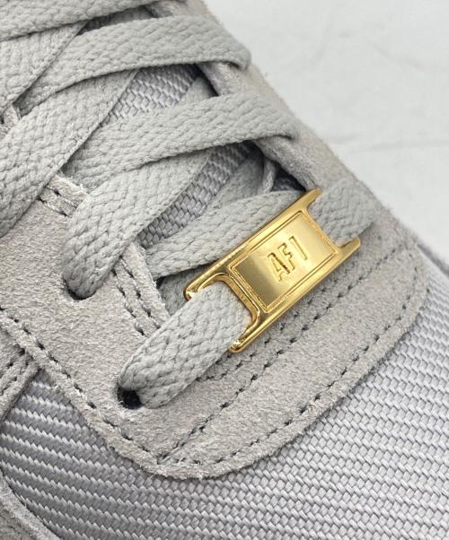 NIKE（ナイキ）NIKE (ナイキ) AIR FORCE 1 07 LV8 グレー×ゴールド サイズ:27.5 未使用品の古着・服飾アイテム