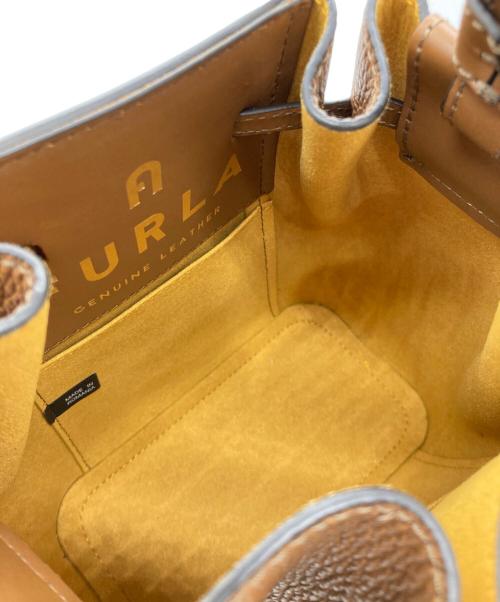 FURLA（フルラ）FURLA (フルラ) 巾着ショルダーバッグ ブラウンの古着・服飾アイテム