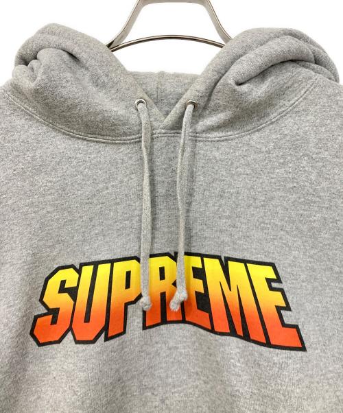SUPREME（シュプリーム）SUPREME (シュプリーム) Gradient Hooded Sweatshirt グレー サイズ:Lの古着・服飾アイテム