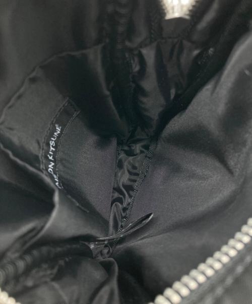 maison kitsune（メゾンキツネ）maison kitsune (メゾンキツネ) ショルダーバッグ ブラック×ホワイトの古着・服飾アイテム