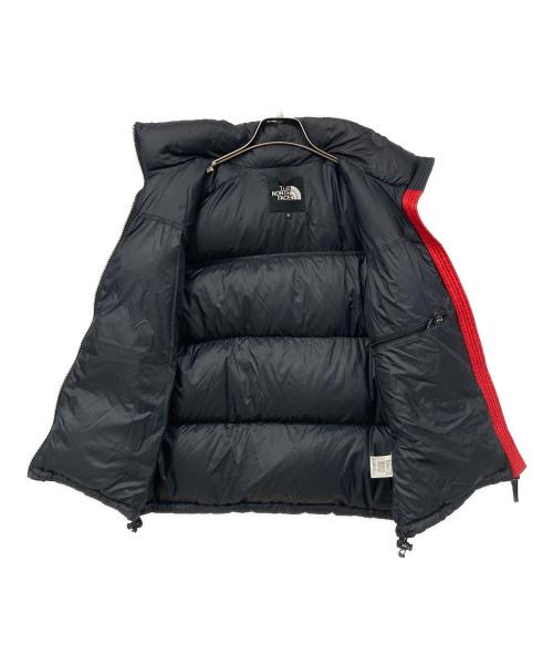 THE NORTH FACE（ザ ノース フェイス）THE NORTH FACE (ザ ノース フェイス) ヌプシベスト レッド×ブラック サイズ:Mサイズの古着・服飾アイテム