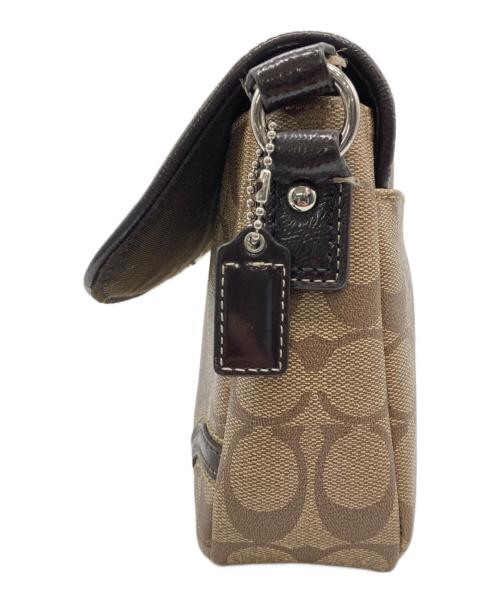 COACH（コーチ）COACH (コーチ) ショルダーバッグ ベージュ×ホワイトの古着・服飾アイテム