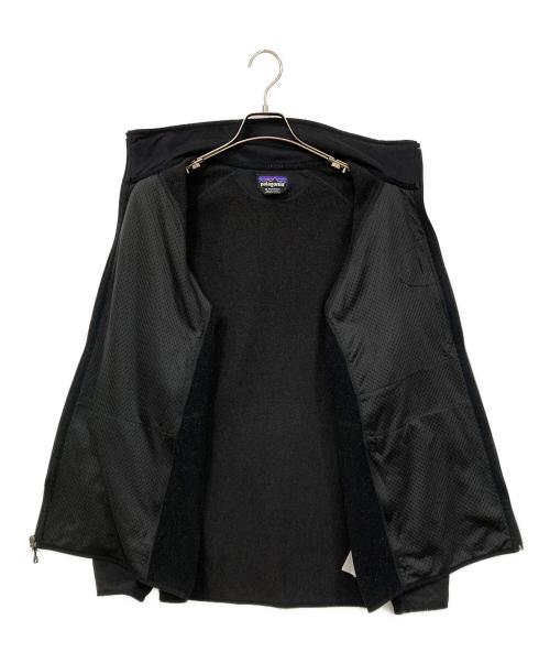 Patagonia（パタゴニア）Patagonia (パタゴニア) ジップアップジャケット ブラック サイズ:XLの古着・服飾アイテム